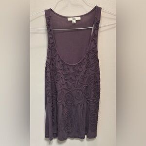 YA Los Angeles top. Excellent condition!